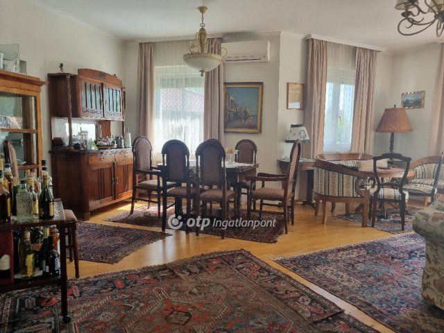 Eladó családi ház, Budapesten, II. kerületben 330 M Ft, 6 szobás