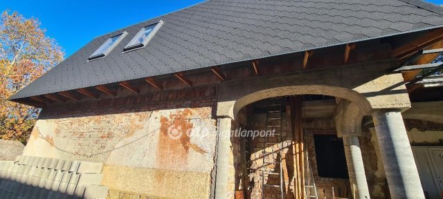 Eladó családi ház, Dunaharasztin 130 M Ft, 6 szobás