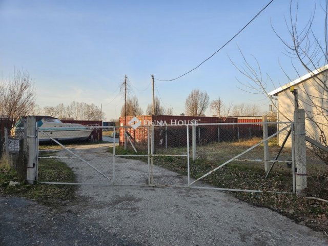Eladó ipari ingatlan, Pécsett 271.6 M Ft / költözzbe.hu