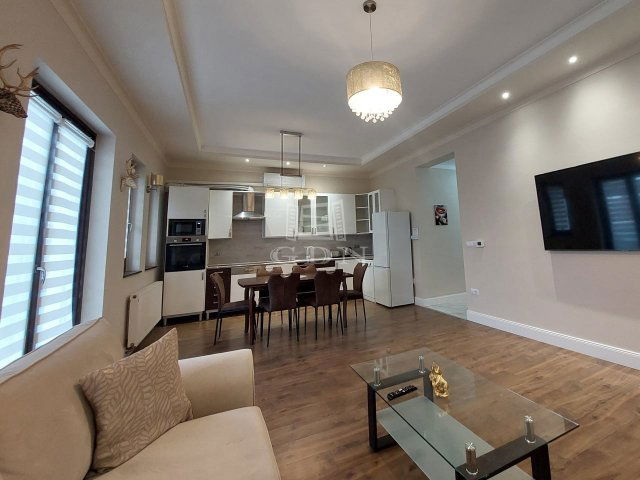 Eladó téglalakás, Keszthelyen 98 M Ft, 2 szobás