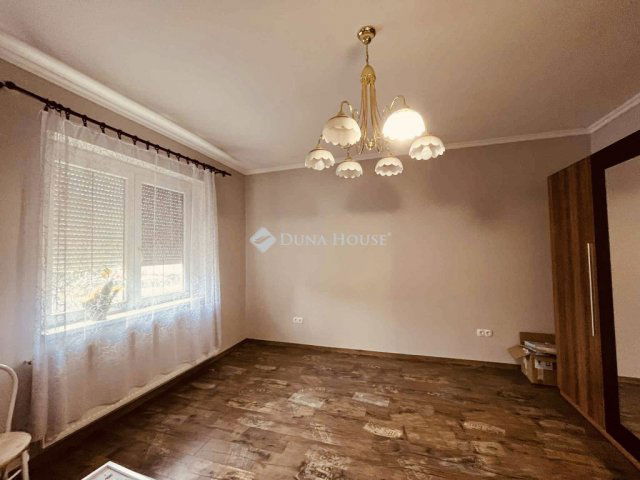 Eladó családi ház, Bajnán, Arany János utcában 47 M Ft