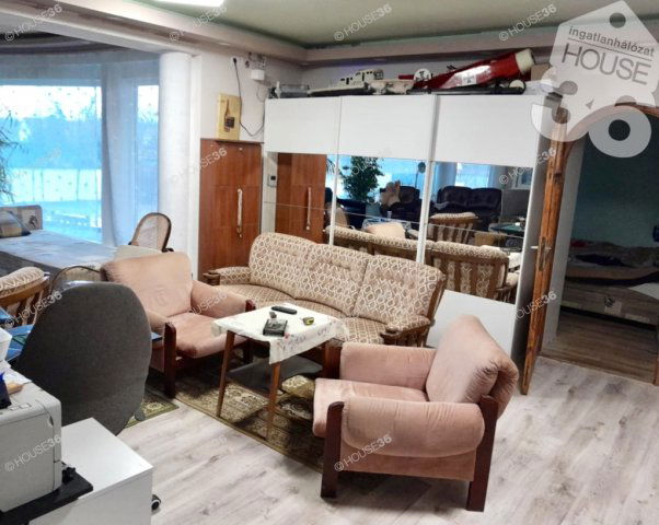 Eladó családi ház, Kecskeméten 69.99 M Ft, 4 szobás