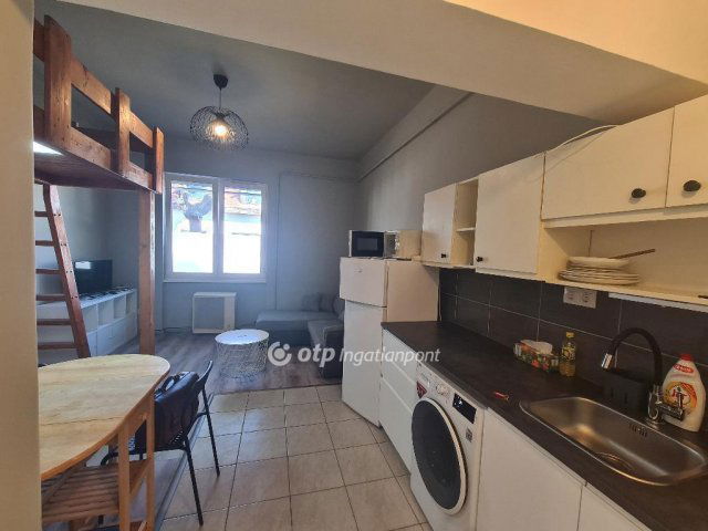 Eladó téglalakás, Budapesten, XXI. kerületben 34.9 M Ft