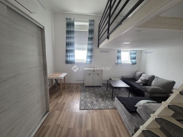 Eladó téglalakás, Budapesten, IV. kerületben 52 M Ft, 1 szobás