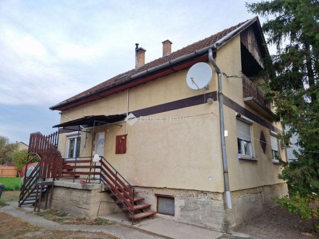 Eladó családi ház, Monoron 84 M Ft, 6 szobás