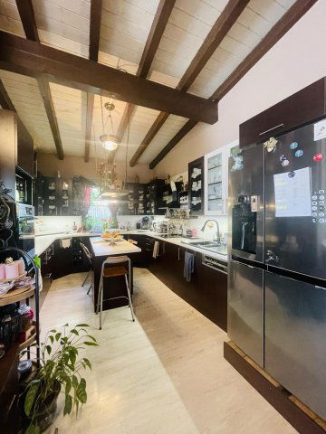 Eladó családi ház, Pécsett, Fagyal utcában 125 M Ft, 3 szobás