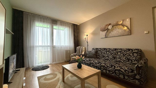 Kiadó panellakás, albérlet, Debrecenben 220 E Ft / hó, 2 szobás