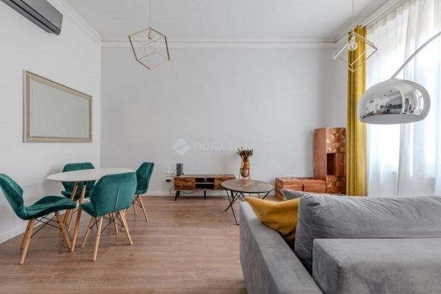 Eladó téglalakás, Budapesten, XIII. kerületben 120 M Ft