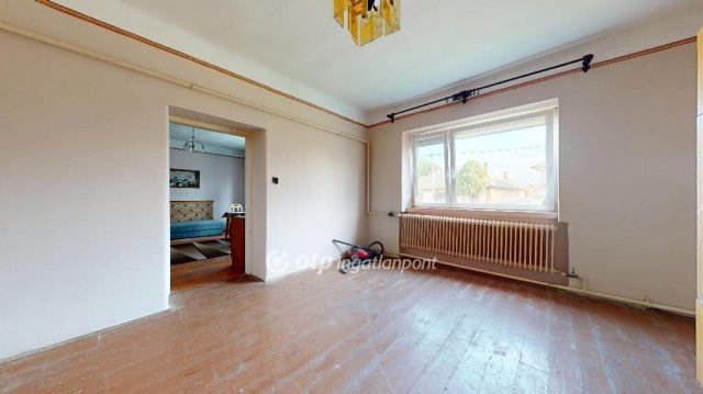 Eladó családi ház, Kállósemjénen 25.5 M Ft, 2 szobás
