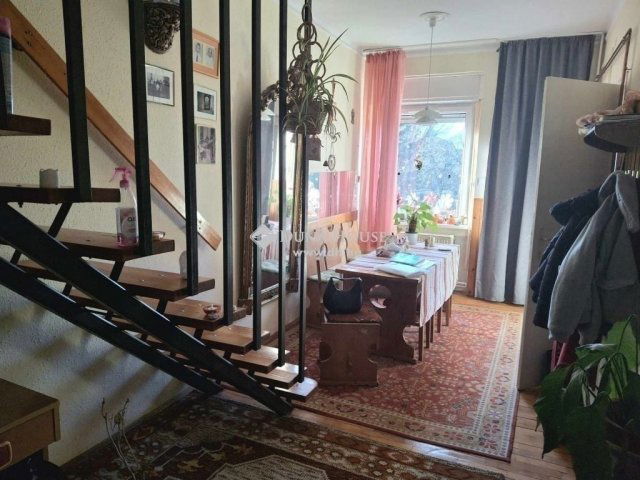 Eladó családi ház, Dunaharasztin 110 M Ft, 6 szobás