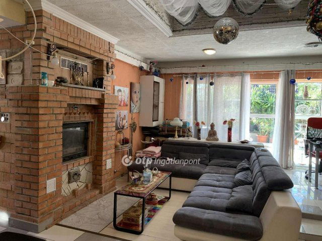 Eladó családi ház, Érden 99 M Ft, 6 szobás