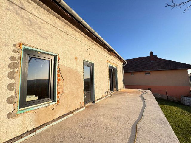 Eladó családi ház, Zalaegerszegen 89.9 M Ft, 7 szobás