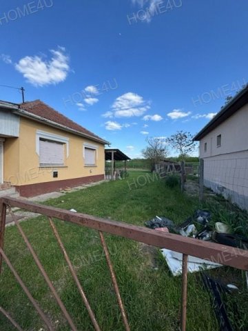 Eladó családi ház, Zagyvarékason 14.5 M Ft