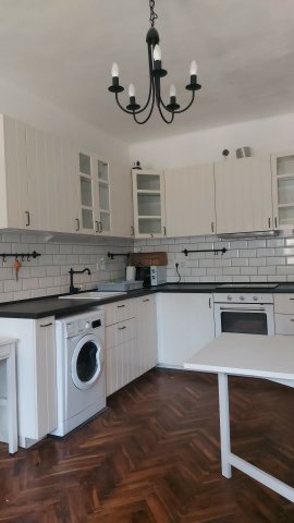 Eladó téglalakás, Budapesten, XIII. kerületben, Újpalotai úton