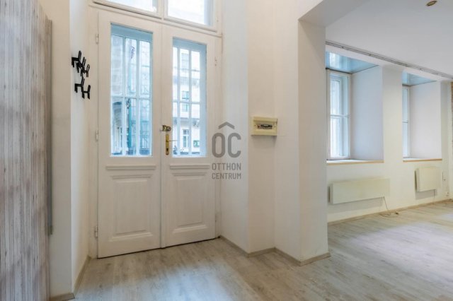 Eladó téglalakás, Budapesten, VIII. kerületben 69.9 M Ft