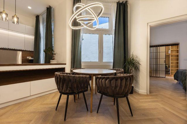 Eladó téglalakás, Budapesten, V. kerületben 249 M Ft, 3 szobás