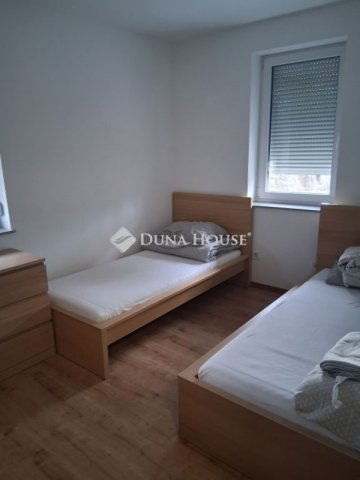 Kiadó ipari ingatlan, Dunavarsányban 150 E Ft / hó