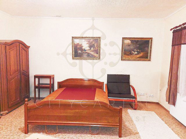 Eladó családi ház, Dunaföldváron 39.99 M Ft, 3 szobás