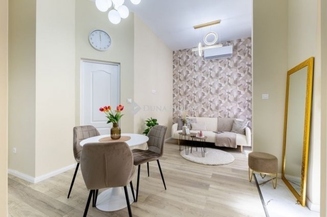 Eladó téglalakás, Budapesten, VII. kerületben 74.9 M Ft