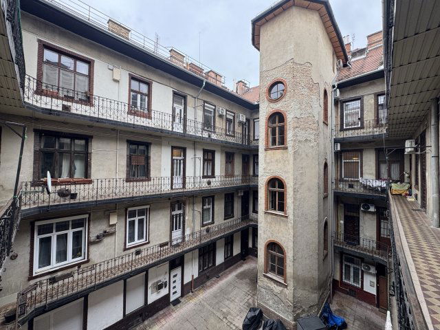 Eladó téglalakás, Budapesten, VII. kerületben 44.9 M Ft