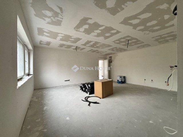 Eladó téglalakás, Zamárdiban 84.027 M Ft, 2 szobás