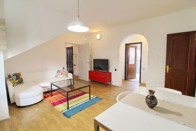 Kiadó téglalakás, albérlet, Debrecenben 320 E Ft / hó, 3 szobás