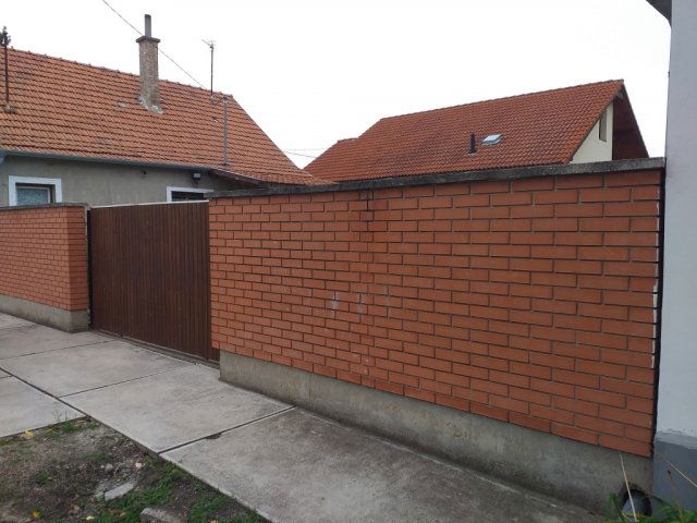 Eladó téglalakás, Üllőn 52 M Ft, 2 szobás