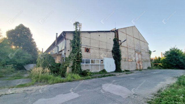 Kiadó ipari ingatlan, Miskolcon 2200 E Ft / hó