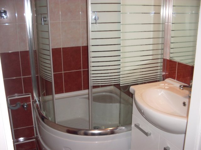 Eladó panellakás, Debrecenben 44.5 M Ft, 1+1 szobás