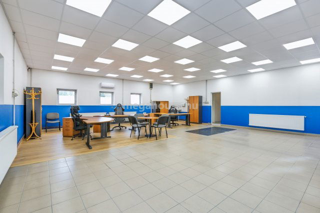 Eladó ipari ingatlan, Szigetszentmiklóson 200 M Ft