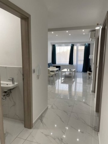 Kiadó téglalakás, albérlet, Pécsett 330 E Ft / hó, 3 szobás