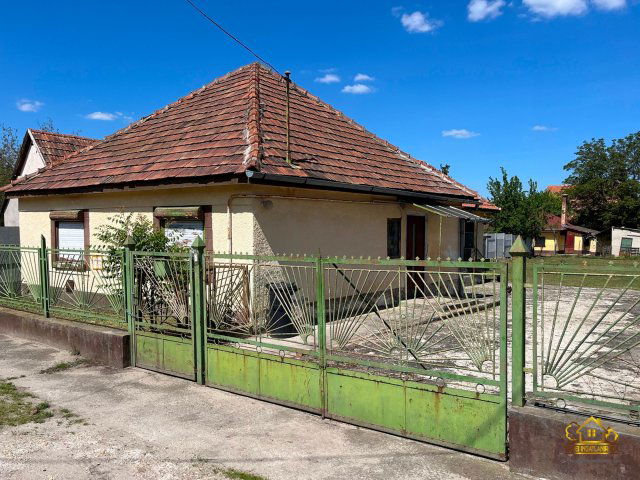 Eladó családi ház, Tökölön 43.5 M Ft, 3 szobás