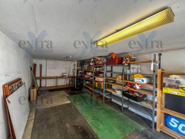 Eladó garázs, Szegeden 14.4 M Ft, 1 szobás / költözzbe.hu