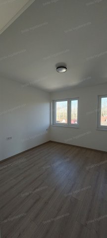 Eladó téglalakás, Nyíregyházán 65.999 M Ft, 3 szobás