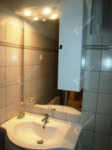 Eladó családi ház, Pacsán 74.9 M Ft, 5 szobás