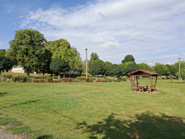 Eladó családi ház, Grábócon 19.9 M Ft, 2 szobás