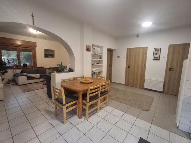 Eladó családi ház, Tinnyén 87.5 M Ft, 3+1 szobás