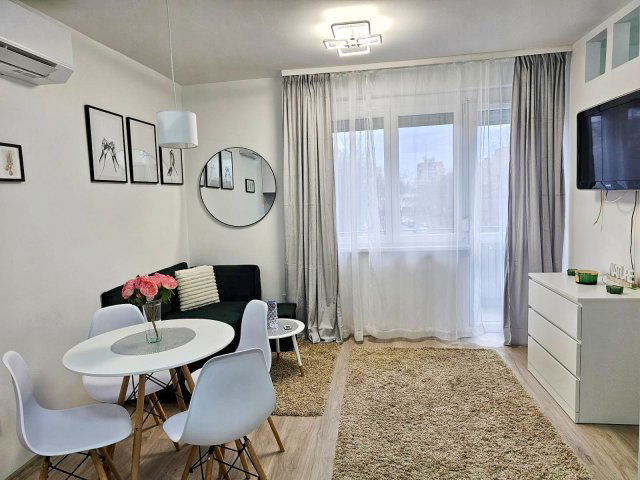 Kiadó téglalakás, albérlet, Nyíregyházán, Garibaldi utcában