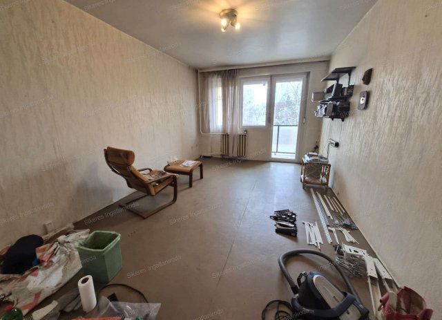 Eladó panellakás, Tatabányán 47 M Ft, 2+1 szobás