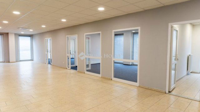 Kiadó iroda, Szentendrén 800 E Ft / hó / költözzbe.hu