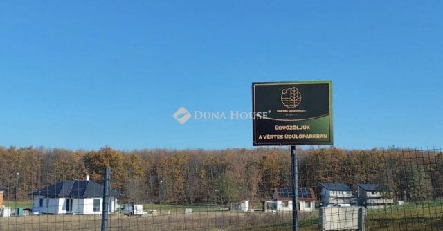 Eladó családi ház, Környén 72.9 M Ft, 3 szobás