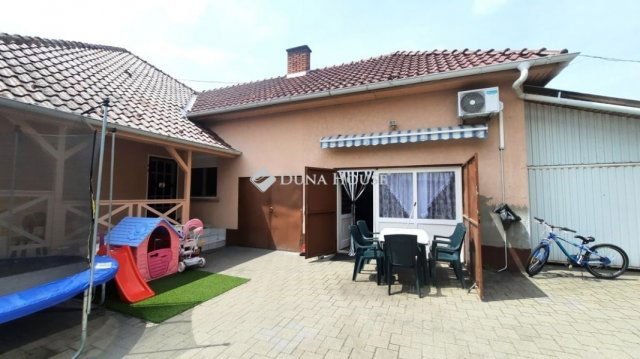 Eladó családi ház, Hernádon 85 M Ft, 5 szobás