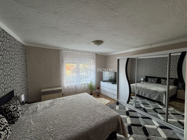 Eladó családi ház, Szűcsin 32.9 M Ft, 2 szobás