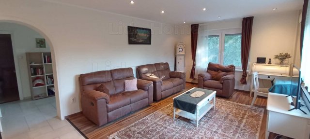 Kiadó sorház, albérlet, Hévízen 390 E Ft / hó, 4+1 szobás