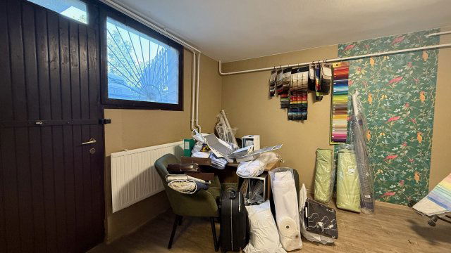 Kiadó üzlethelyiség, Debrecenben 150 E Ft / hó