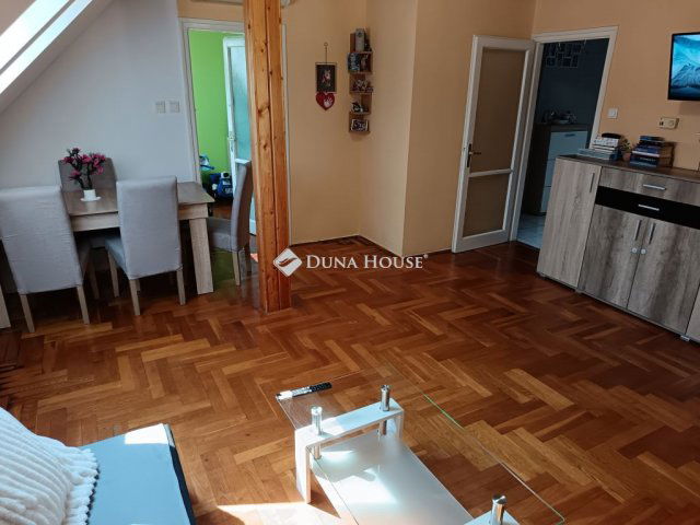 Eladó téglalakás, Kecskeméten 52 M Ft, 3 szobás