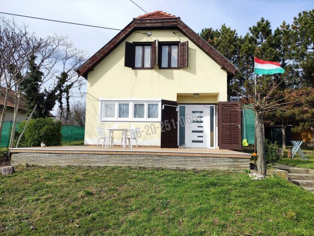 Eladó nyaraló, Báron 19.9 M Ft, 3 szobás / költözzbe.hu