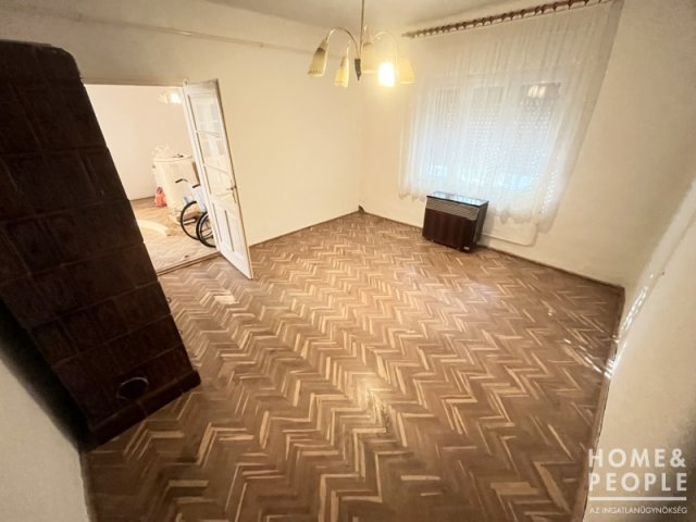 Eladó családi ház, Hódmezővásárhelyen 29.999 M Ft, 3 szobás
