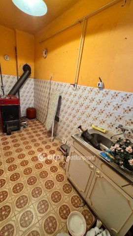 Eladó családi ház, Mezőlakon 37.5 M Ft, 3 szobás