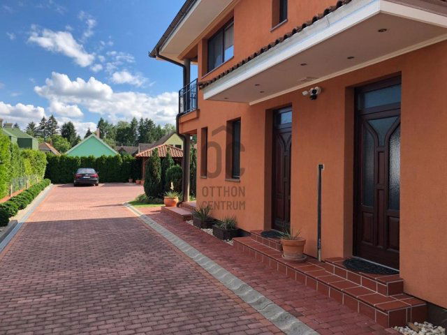 Eladó nyaraló, Zalakaroson 73 M Ft, 3 szobás